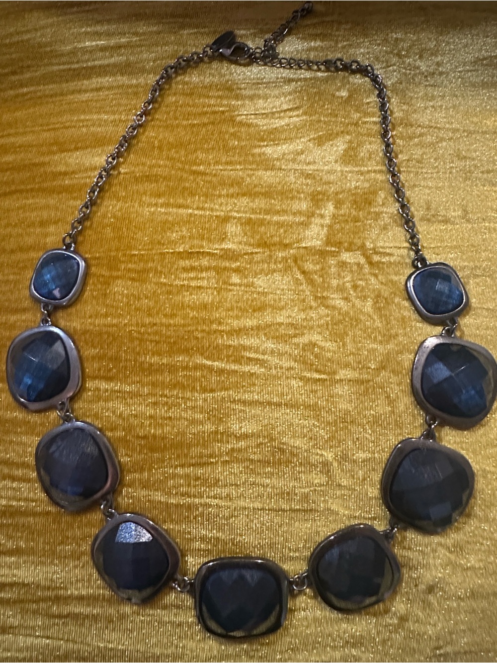 NY Labradorite-Style Blue Statement Necklace - 8-Panel Design
